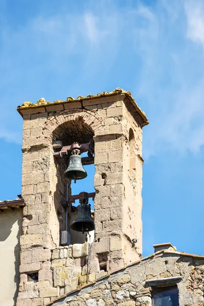 Zvonice v pienza — Stock fotografie