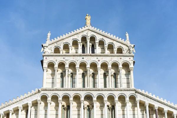 Fasáda katedrály pisa — Stock fotografie