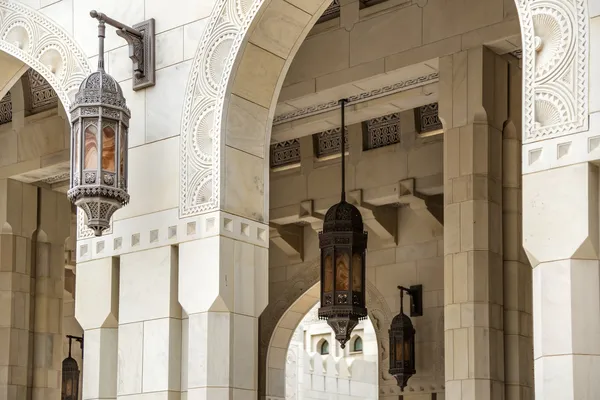 Detaljer grand sultan qaboos moskén — Stockfoto