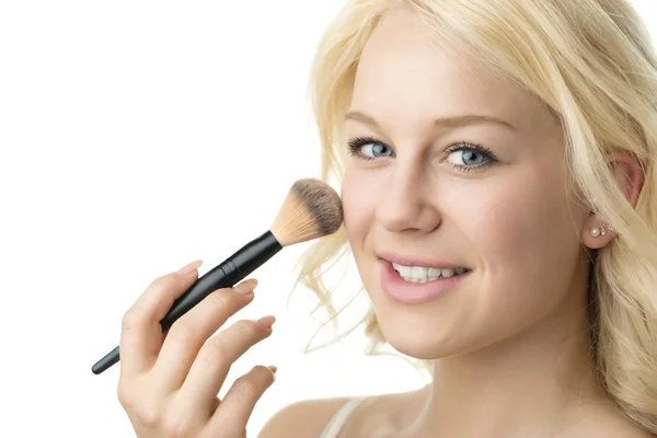 Maquillaje de primer plano aplicando —  Fotos de Stock