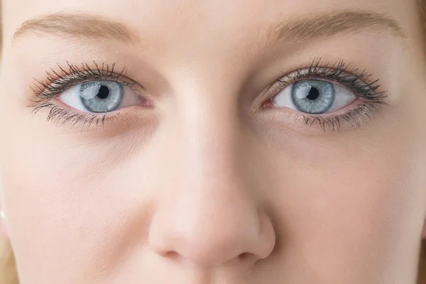 Zbliżenie kobieta oczy — Zdjęcie stockowe