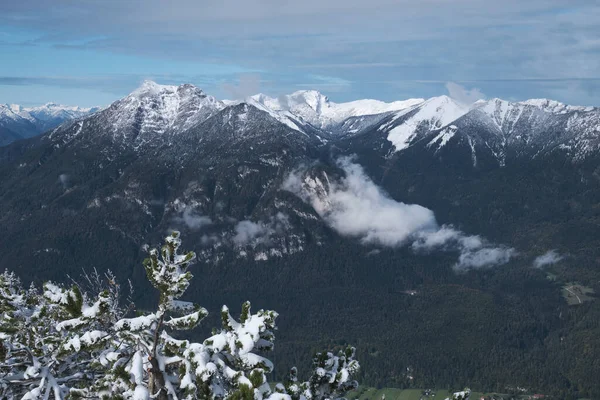 Vista Wank Montanha Para Alpes Com Neve Baviera Perto Garmisch — Fotografia de Stock
