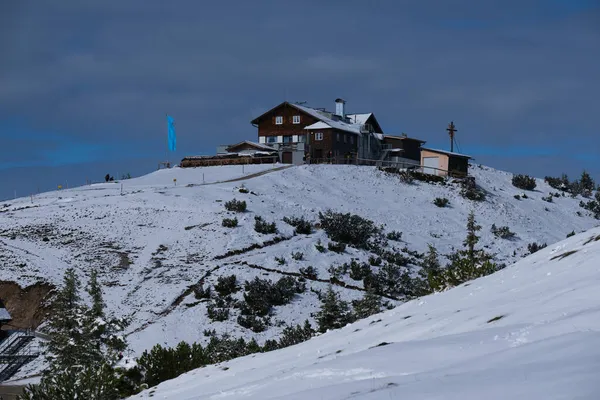 Garmisch Partenkirchen 근처에 Bavaria 눈으로 탱크에서 알프스 — 스톡 사진