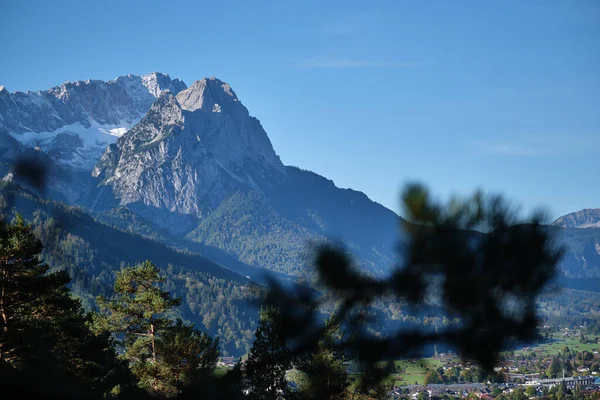 Ekim Ayında Garmisch Partenkirchen Yakınlarındaki Bavyera Daki Zugspitze Dağı Bakın — Stok fotoğraf
