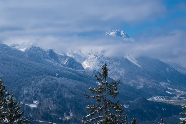 Paisaje Con Nieve Cerca Garmisch Partenkirchen Baviera Primavera — Foto de Stock