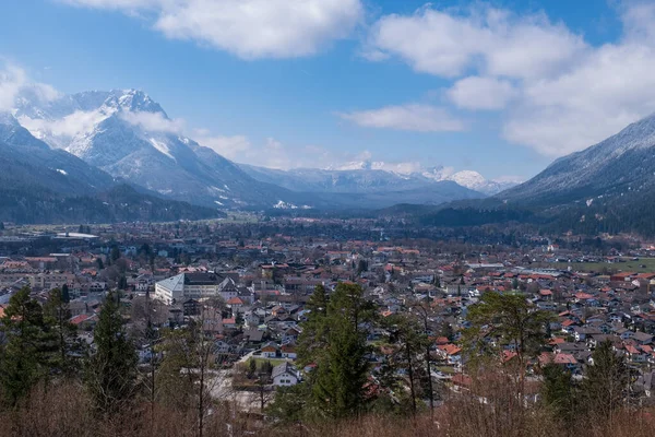 Landschap Met Zon Bij Garmisch Partenkirchen Beieren Lente — Stockfoto