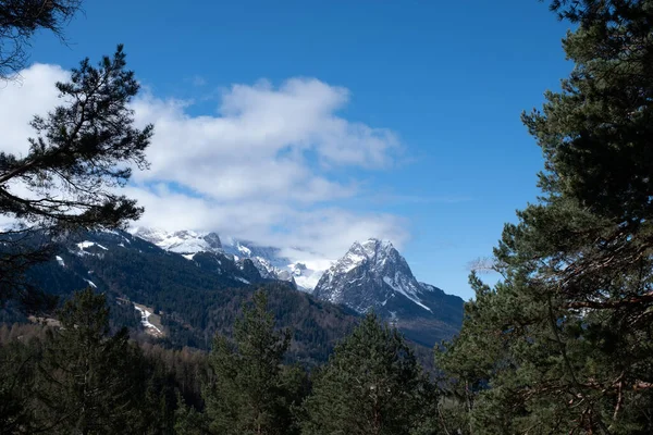 Landschap Met Zon Bij Garmisch Partenkirchen Beieren Lente Stockfoto