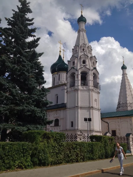 Ярославль. Центр города. Церковь Ильи Пророка, Успенский Собор и река Волга