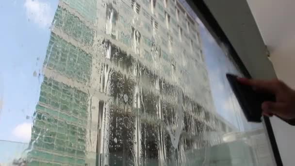 Profesionální mytí oken — Stock video