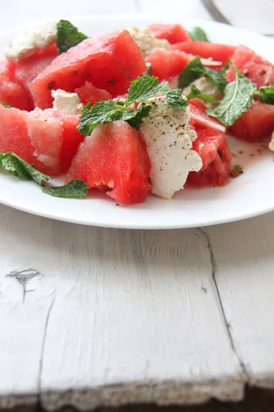 karpuz ve ricotta yaz salatası