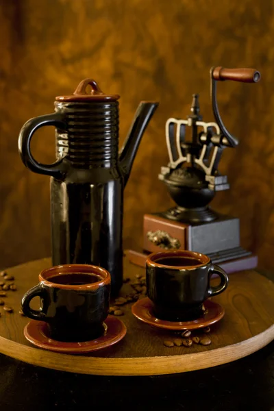 Kawa na brązowym tle — Zdjęcie stockowe