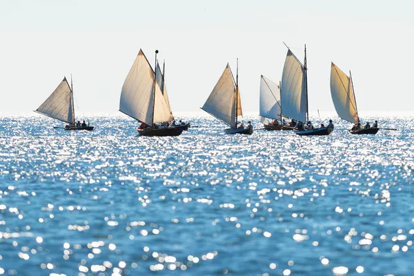 Bateaux à rames postaux — Photo