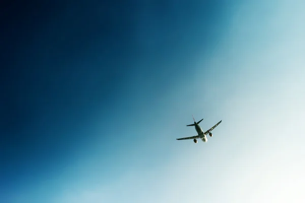 Plane taking off into bad weather — Stock Photo, Image