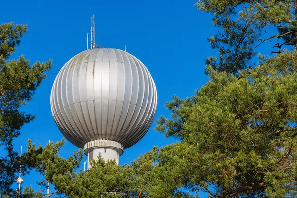 Water tower with a spherical top — Stock Photo, Image
