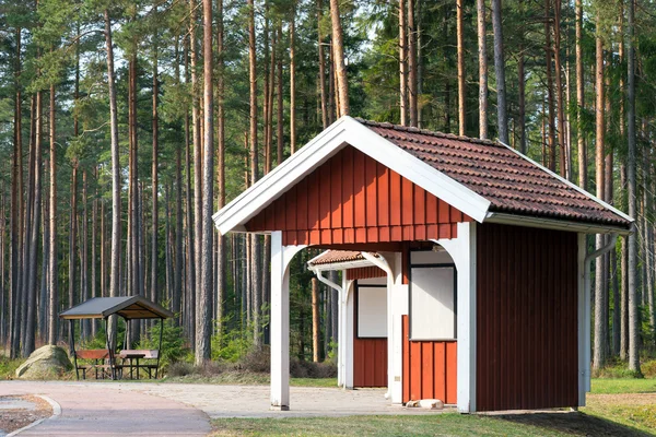 Roadside rest area in the forest — Stock Photo, Image