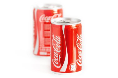 küçük 15 cl kutu coca-cola classic