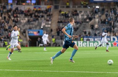 STOCKHOLM, SwEDEN - OCT 13 2022: DjurGardens IF (DIF) - UEFA Avrupa Konferans Ligi 'nde KAA Gent' e karşı Stockholm 'deki Tele2 arenasında. Son sonuç 4-1