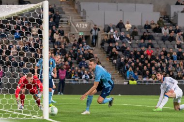 STOCKHOLM, SwEDEN - OCT 13 2022: DjurGardens IF (DIF) - UEFA Avrupa Konferans Ligi 'nde KAA Gent' e karşı Stockholm 'deki Tele2 arenasında. Son sonuç 4-1