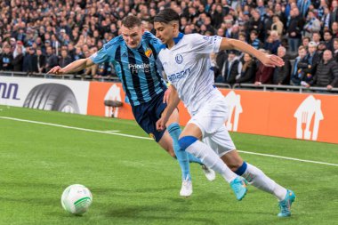 STOCKHOLM, SwEDEN - OCT 13 2022: DjurGardens IF (DIF) - UEFA Avrupa Konferans Ligi 'nde KAA Gent' e karşı Stockholm 'deki Tele2 arenasında. Son sonuç 4-1
