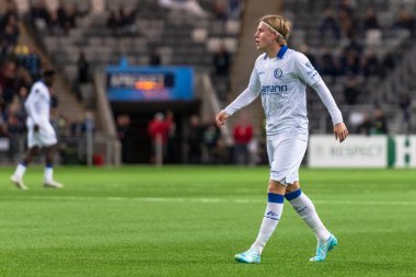 STOCKHOLM, SwEDEN - OCT 13 2022: DjurGardens IF (DIF) - UEFA Avrupa Konferans Ligi 'nde KAA Gent' e karşı Stockholm 'deki Tele2 arenasında. Son sonuç 4-1