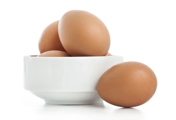 Коричневі яйця в кишечнику — стокове фото