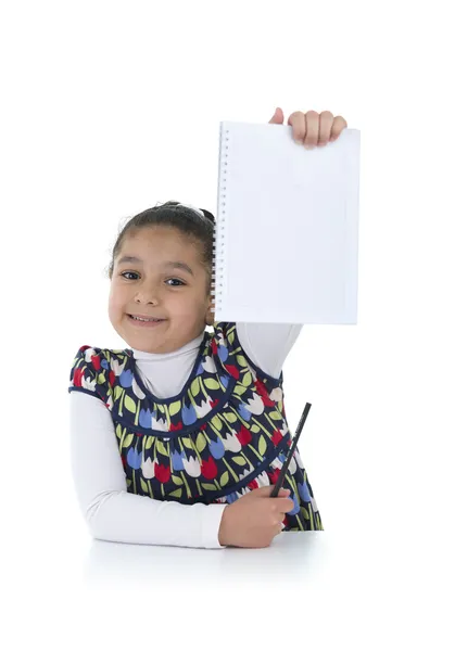 Vertrouwen schoolmeisje met huiswerk gedaan — Stockfoto
