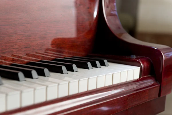 Klassisk piano keyboard — Stockfoto