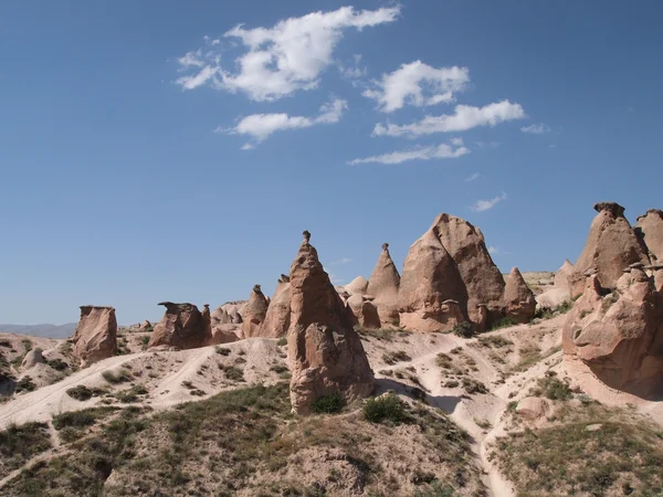 Bizarre rock formations in Cappadocia, Turkey — Stock Photo, Image