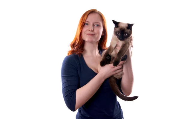 Mujer con siamés gato —  Fotos de Stock