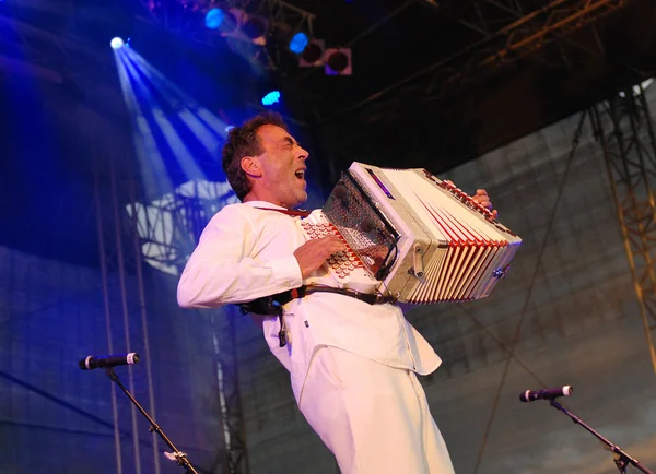 Austrian musician Hubert von Goisern performs on stage at the Li — Stock Photo, Image