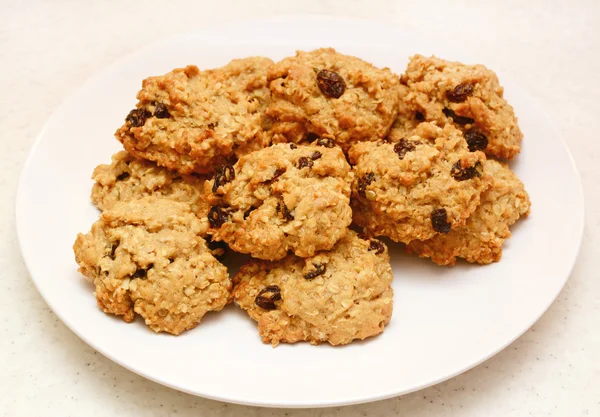 Oatmeal raisin cookies fresh from the oven — Stok fotoğraf