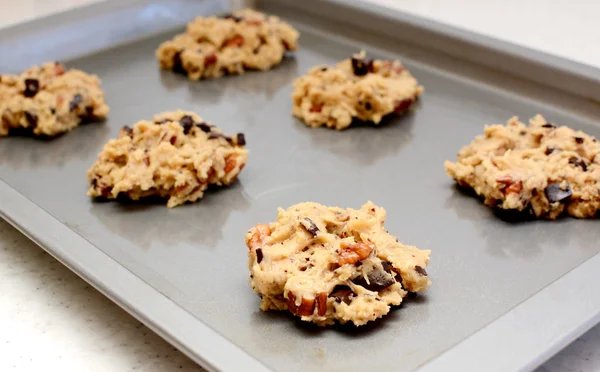 Ruwe cookie deeg klaar voor de oven — Stockfoto