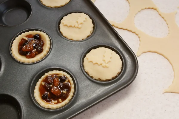 Process of making mince pies — Stock Photo, Image