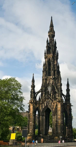 W. Scott Tower in Edinburgh — Stock Photo, Image