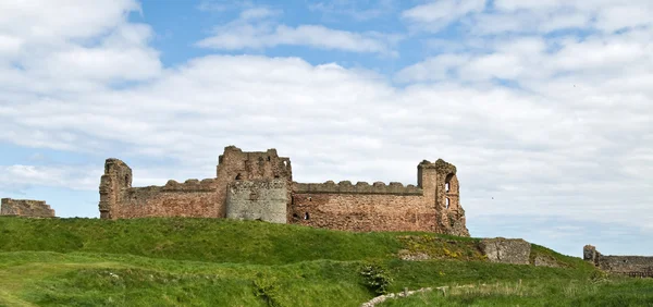 Tantallon Kalesi (genel görünümü) — Stok fotoğraf