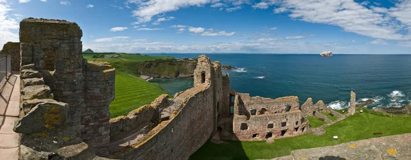 Vista superior do Castelo de Tantallon — Fotografia de Stock