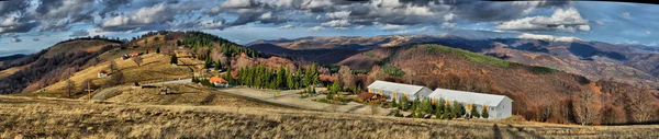 Outono panorama da montanha — Fotografia de Stock