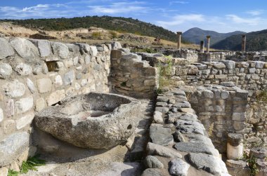 Antik kentin kalıntıları