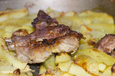 kızartma patates, limon ve baharatlar ile buluşma