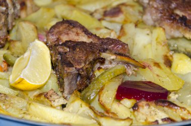 kızartma patates ve sebze ile buluşma