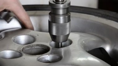 Endüstriyel cnc matkap makinesi freze araba alüminyum jant