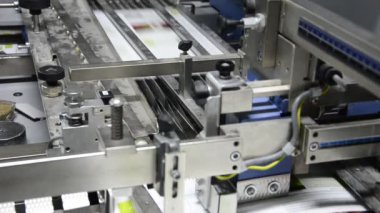 katlama makinesi kıvrımlar ofset sayfa yazdırılan