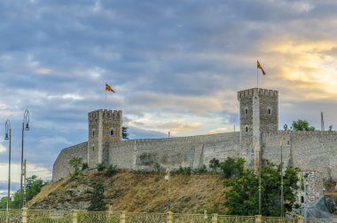 Üsküp, Makedonya Kalesi taş çit