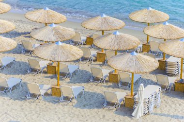 hasır plaj şemsiye