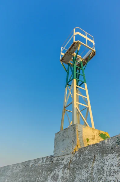 Torre del faro del puerto marítimo — Foto de Stock