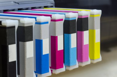 Geniş formatlı mürekkep püskürtmeli yazıcı kartuş kağıt rulo ile