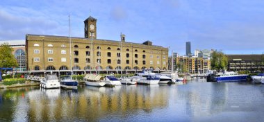 St katharine dock Londra'da