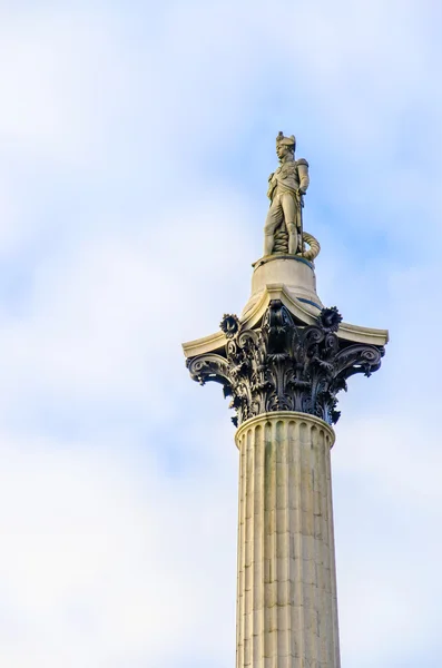 Staty av amiral nelson i london — Stockfoto