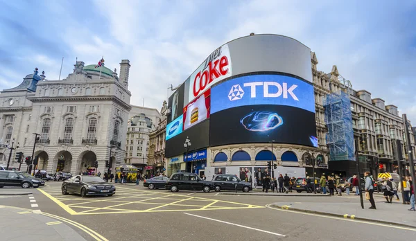 Picadilly Circus in London — Stock Photo, Image