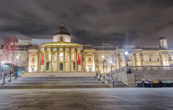 National Gallery and Trafalgar Square in London — Stock Photo, Image